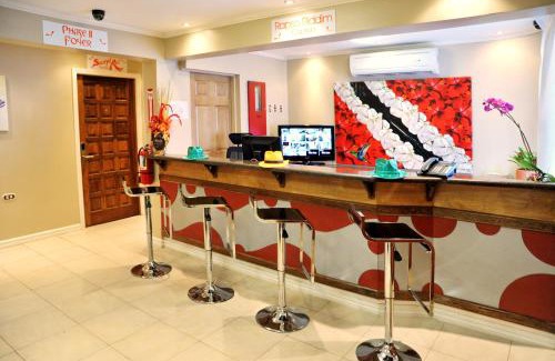 Saint James Hotel | Culture Crossroads Inn