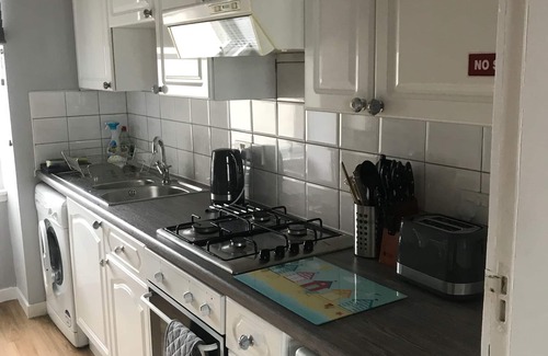 Largs Apartment | Cumbrae View Apartment Central Largs