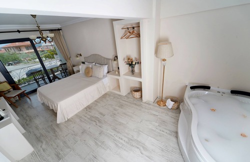 Ayvalik Hotel | Cunda House Kucuk Otel