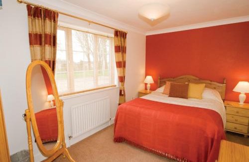 Boston House | Curlew Cottage - E3752