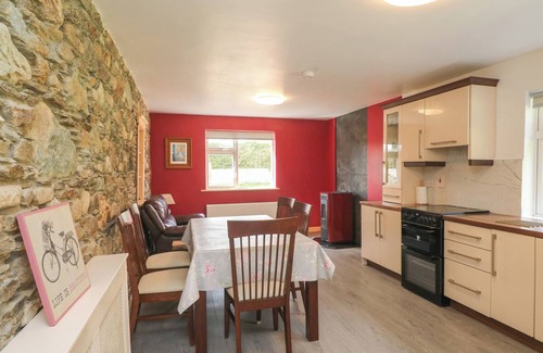 Gusserane Cottage | Curragh Cottage
