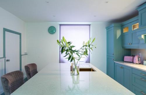 Riverstick House | Curragh House