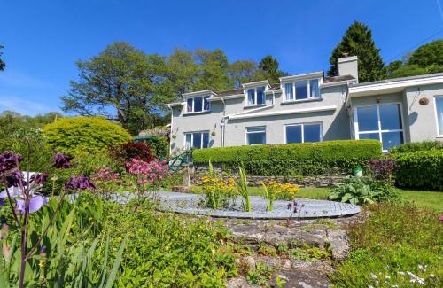 Builth Wells House | Curtau