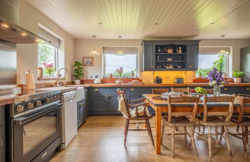 East Dereham House | Cutbush Farm House 6