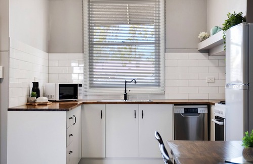 Murray Bridge House | Cute and Cosy - Events, Work or Getaways - Pets welcome