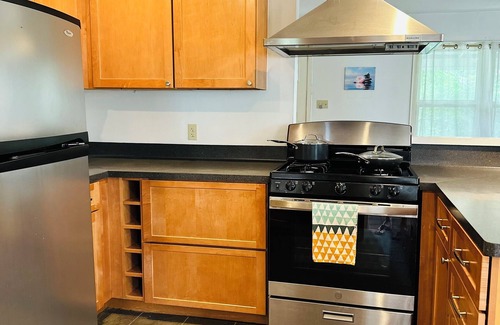 North Loop House | Cute Austin Bungalow - Short-Term Rental Opportunity