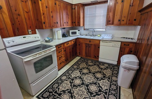Ottawa House | Cute, beautiful 2 Bd/1Bt near Promedica
