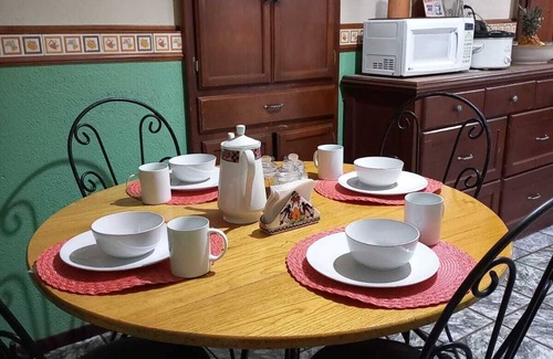 Hidalgo del Parral House | CUTE, CLEAN, AND COZY HOUSE