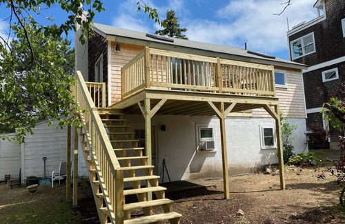 Newbury Cottage | Cute cottage by the sea - longer term winter rates available - please inquire