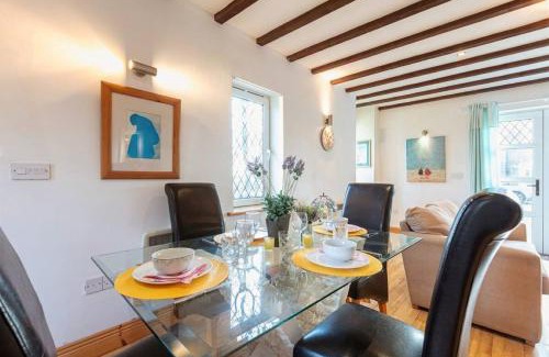 Crosreagh House | Cute cottage for weekend getaway