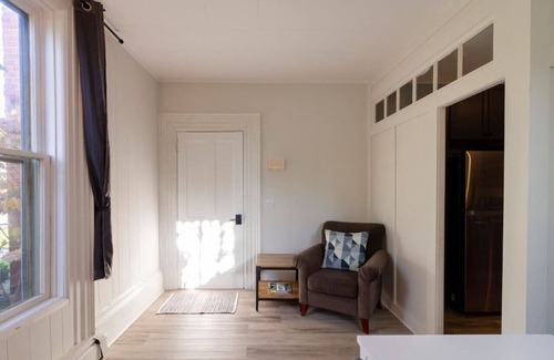 Wellington Apartment | Cute & Cozy, Downtown Wellington