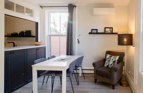 Wellington Apartment | Cute & Cozy, Downtown Wellington