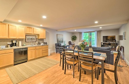 Grand Haven Apartment | Cute Grand Haven Apartment Walk Downtown Streets!