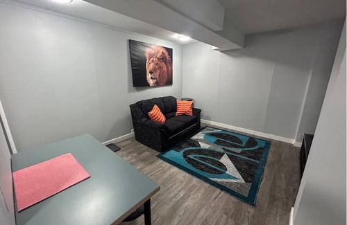 Highland Park House | Cute Highland Park Entire Unit A