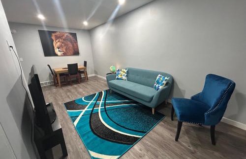 Highland Park Apartment | Cute Highland Park(Upper-A-Unit)