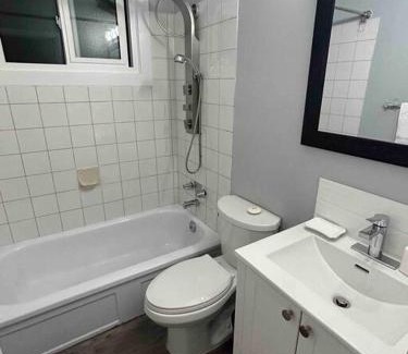 Highland Park Apartment | Cute Highland Park(Upper-A-Unit)