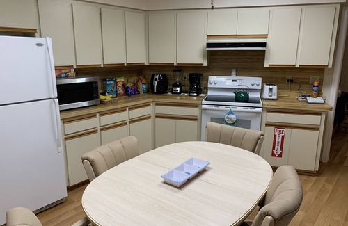 South Venice House | Cute home, close to beaches. Fishing equipment, golf clubs, bicycles supplied.