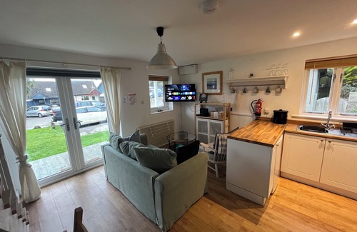 Porthtowan House | Cute little pet-friendly chalet bungalow near Porthtowan beach, Cornwall