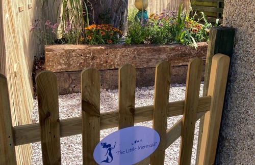 Porthtowan House | Cute little pet-friendly chalet bungalow near Porthtowan beach, Cornwall