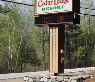 Weirs Beach Apartment | Cute Lower Level Cedar Lodge Room with Balcony & Lake Views!