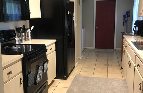Ocala House | Cute & Open one-story House, near World Equestrian Center & Florida Horse Park