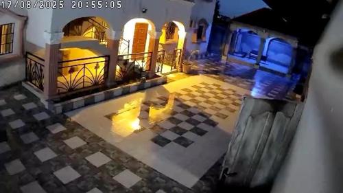 Lamin Apartment | Cutting Edge Guest House