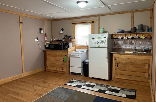 Fayetteville Cottage | CWR Cottage - A cozy cottage in a quiet country setting