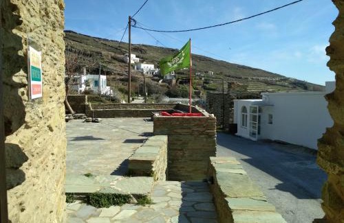 Pitrofos House | Cyclades Olive Museum's Guest House