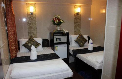 Tsim Sha Tsui House | Cynthia's Inn