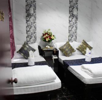 Tsim Sha Tsui House | Cynthia's Inn
