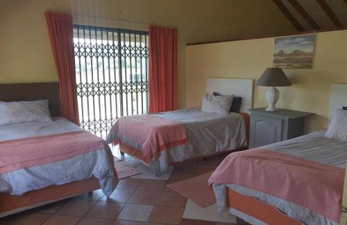 Broederstroom House | Cynthias Country Farm Stay 5 Bedroom