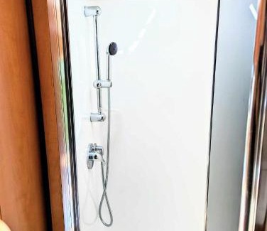 Emerald House | Cypress Caravan Stay