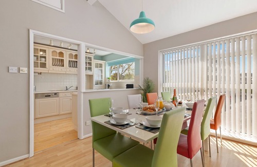 Saundersfoot House | Cystanog Fach - Sea Views, Balcony and Terrace