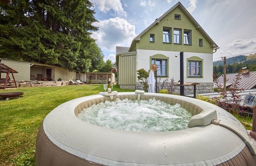 Albrechtice v Jizerskych horach Villa | 160 m² Villa ∙ 4 bedrooms ∙ 10 guests
