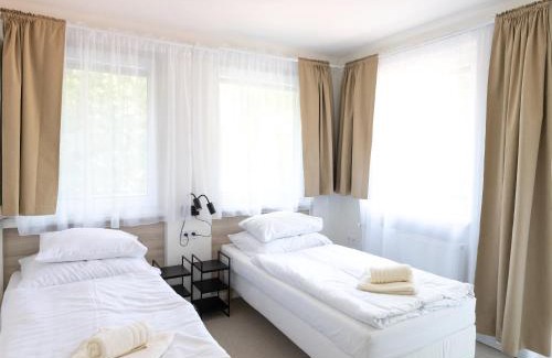 Stara Boleslav Hotel | Hotel Sport Houštka