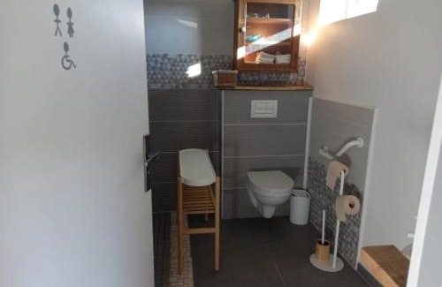 Oxelaere House | Déconnectez-vous parmi les animaux dans une étable