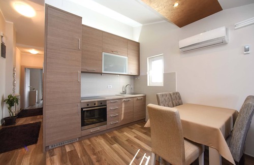 Tomicici Apartment | D&D Apartments Tivat - Apartment with 4 beds - No.11