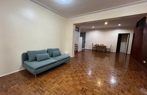Eastwood House | D Durian Room