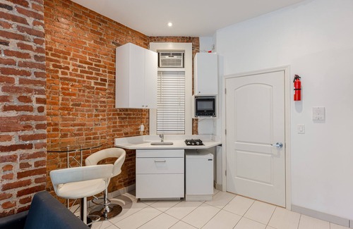 East Harlem Apartment | (D) Loft Studio Just Off Park Ave.