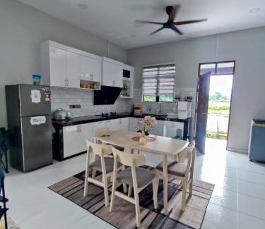 Manir House | D Padang Homestay Manir kuala Terengganu