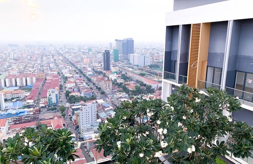 Prampir Makara Apartment | D'Suites at The Sykline