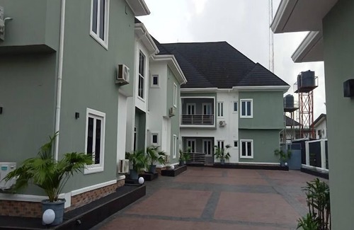 Uyo House | D31 Residency by Elianaelio Hotels