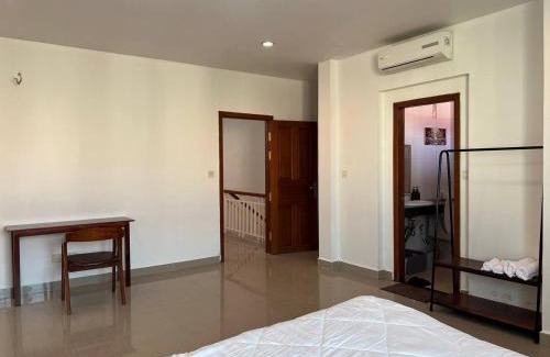 Dangkao House | D32 Homestay near airport Behind Brown coffee airport