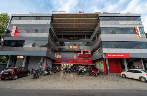 Mamangalam Apartment | Daan Residency