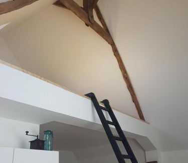 La Croix-Hellean Apartment | Dacoté Duplex