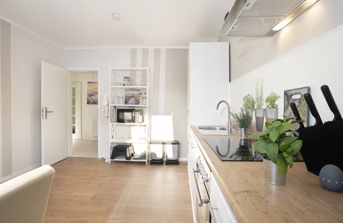 Klenzau Apartment | Daddeldu vacation apartment with balcony in Holstein Switzerland