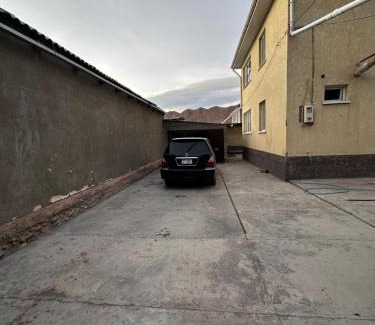 Naryn House | DADOW Guesthouse