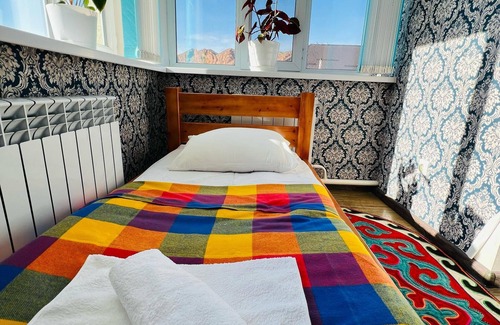 Naryn House | DADOW Guesthouse