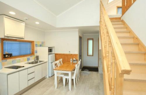 Daegwallyeong House | Daegwallyeong Painting Pension