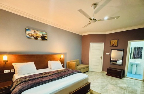 Tema Hotel | Dafika Lodge